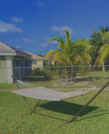 Delva’s Place-Gated 3 bedroom - Pet Friendly