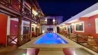 Isla Bonita Hotels near La Aldea Holbox Cabañas y Camping