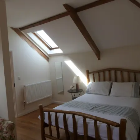 Smart barn conversion. Perfect touring  location, for beaches, moors & Cornwall
