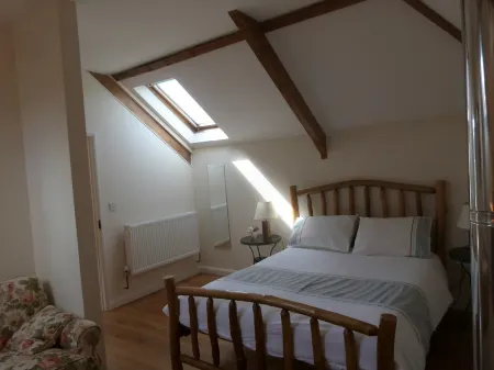Smart barn conversion. Perfect touring  location, for beaches, moors & Cornwall