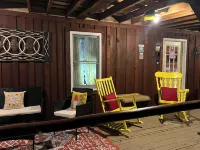 Climb On Inn-RRG- 3BD & 2BA - Outdoor Adventure Paradise- Pet Friendly -Cozy Hotels in Wolfe County