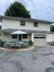 2 Block walk to the beach..... Hotels in Spring Lake