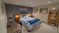 Charming Beachfront Apt w/Home Cinema & Coffee Bar