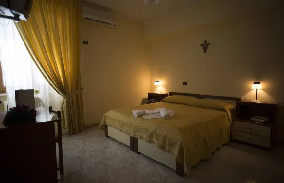 泰梅迪拉波拉酒店