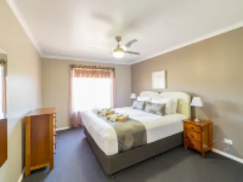 Tokemata Retreat Hotels in Cobram