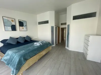 2 min Walk from Beach Luxury Waterfront Villa South Finger Jolly Harbour Hotels in 
