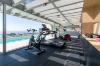 Olivos Harbour Premium Deco Apartment55 sqm - 400 mb WIFI - pool - gym