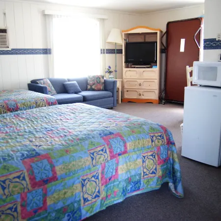 Redwood Motel