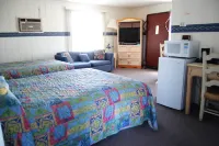 Redwood Motel