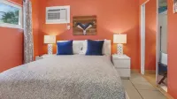 The Beach House - Treasure Island Hotels in Madeira Beach
