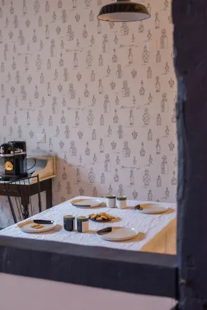 Marnie et Mister H Отели рядом с достопримечательностью «Университет Ренн 1»