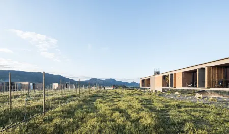 Santulan Отели рядом с достопримечательностью «Adobe Guadalupe Vineyards & Inn Aztec Breeding Farm»