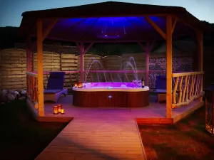 Domaine du Haut Jardin Hôtel & Chalets Spa Privé