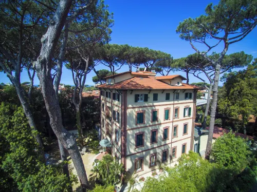 Hotel Villa Tiziana Hotels in Camaiore