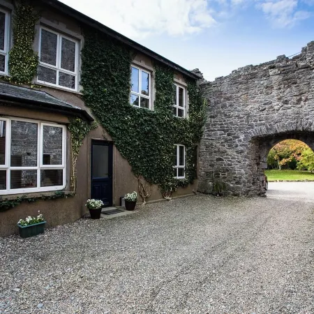 Killiane Castle Country House & Farm