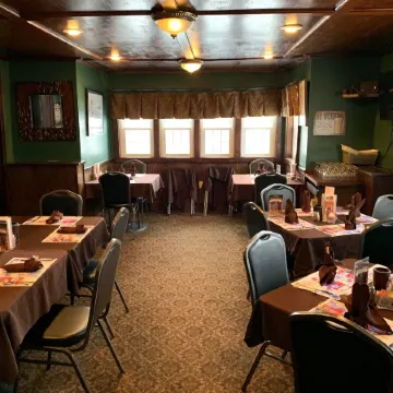 Fred's Inn Restaurant & Lodging
