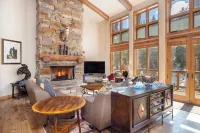 Timbers by Summit County Mountain Retreats Hotels in Dillon