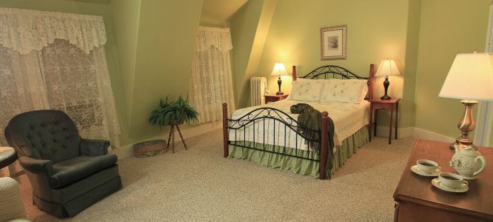 Fullerton Inn & Restaurant Hotele w: Windsor County