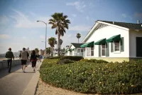 The Beach Cottages Hotels in Pacific Beach