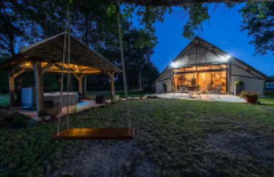 La Grange de Léonie, Chambres d'hôtes Avec Piscine et Spa