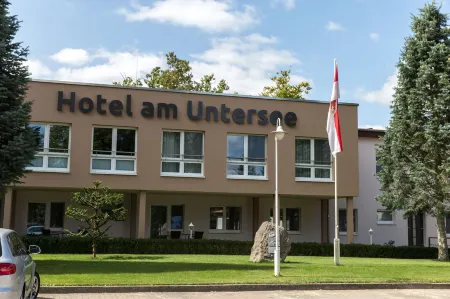 Hotel am Untersee Отели в г. Восточный Пригниц-Руппин