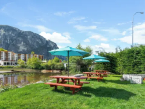 Squamish Adventure Inn Hotels in Squamish