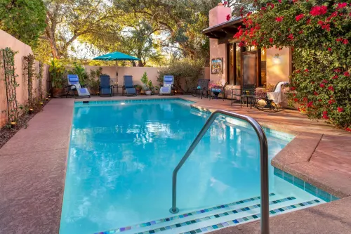 Adobe Rose Inn - balcony