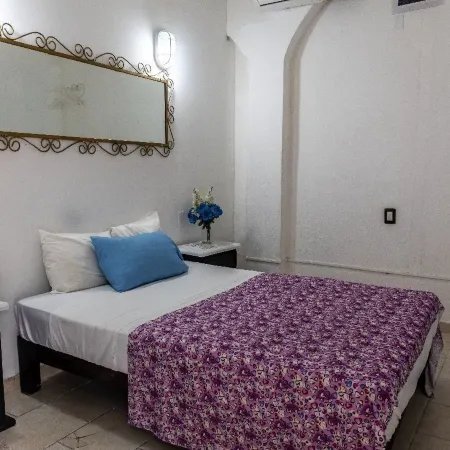 Alexandross Hostel Bnb