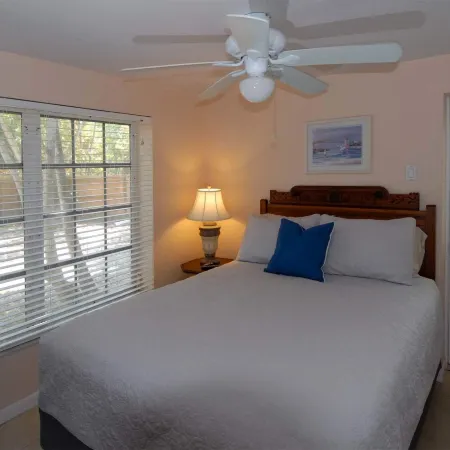 Seahorse Cottages - Adults Only