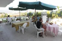 Vardar Pension - piscina