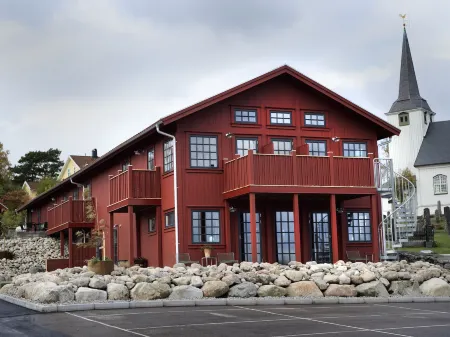 Slipens Hotell Отели в г. Урустская коммуна