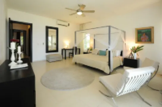 Instyle Residences at Infiniti Blu