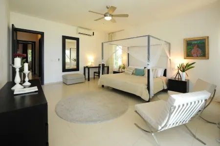 Instyle Residences at Infiniti Blu Отели в г. Сосуа