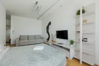 Apartments Near Picasso Square Hotel a 