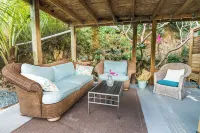 Salt Pond Bay Glamping Site With AC