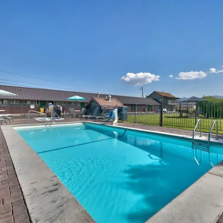 Walker River Lodge