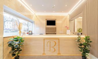 Hotel Barry