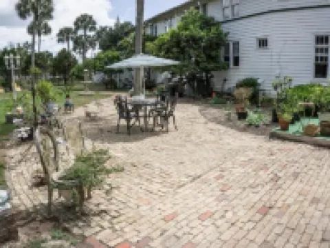 Putnam Lodge Hotel and Spa Hotels in Dixie County