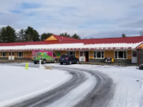 Middlebury Sweets Motel Hotels in Addison County