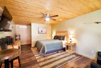 Rusty Buck Inn Hotels in Heber