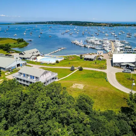 Champlin's Marina & Resort