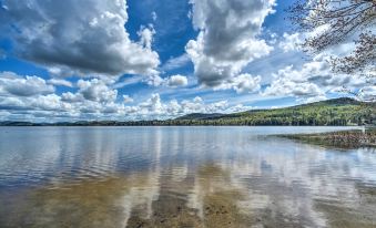 Waterfront Lake Pleasant Getaway w/ Kayaks, Grill!