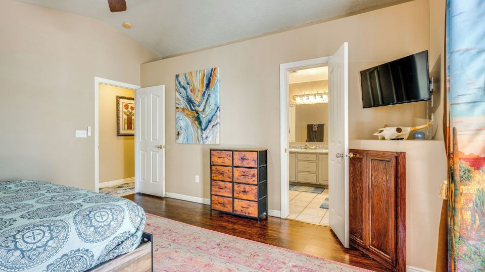 Spacious Mesquite Home ~ 3 Mi to Golf Courses!