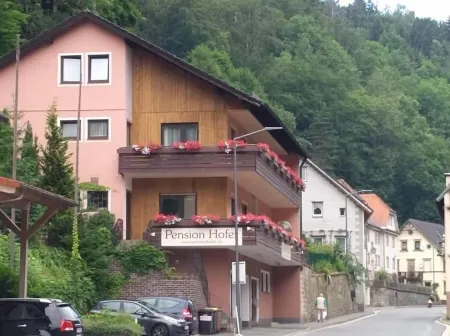 Pension Hofer Отели в г. Бишофсгрюн