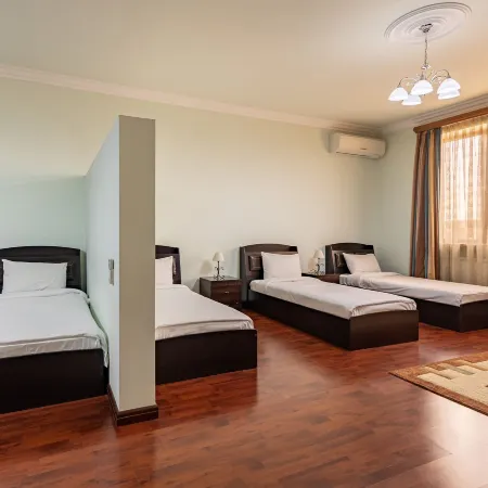 La Defense Hotel Yerevan
