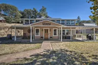 Historic Mariposa Stagecoach Stop w/ Gas Fire Pit! - Spa