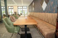 Central Hotel & Lounge Adult Only - breakfast