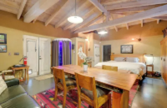 Centrally Located Santa Fe Studio Near Town!