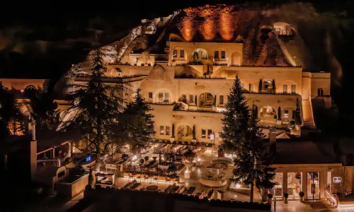 前衞卡帕多西亞精緻洞穴酒店