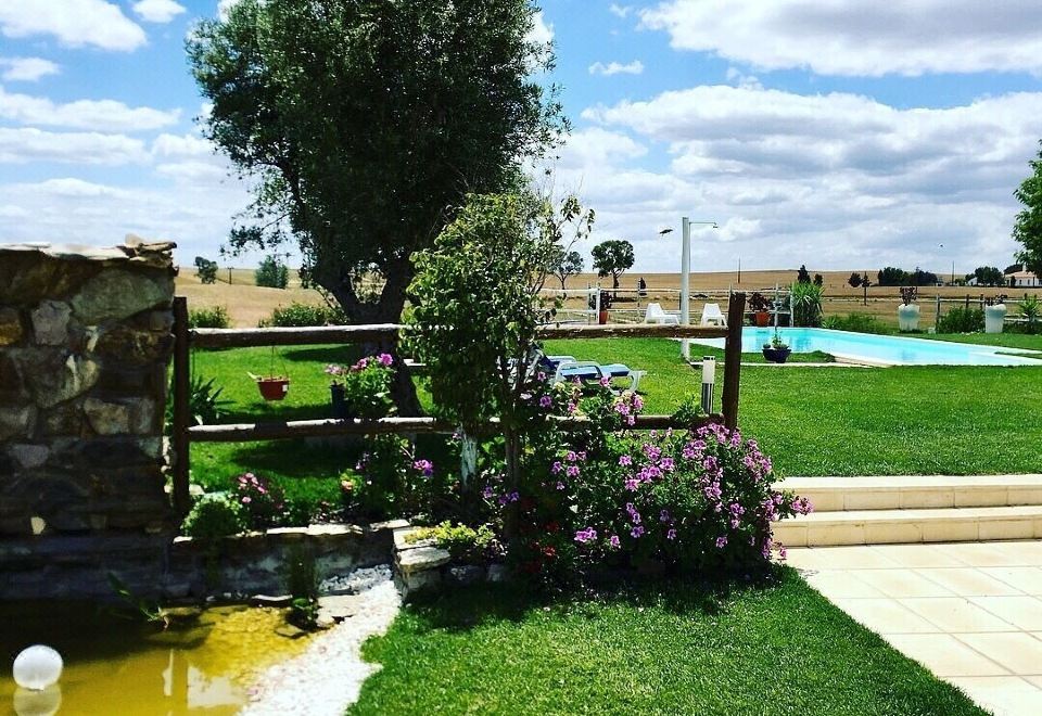 Hotel Monte Dos Poços, Exterior, Garden